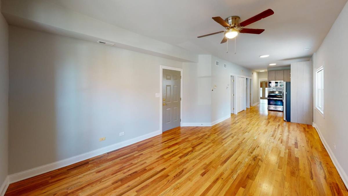 Apartment for rent at 1547 W Augusta, Chicago, IL 60642