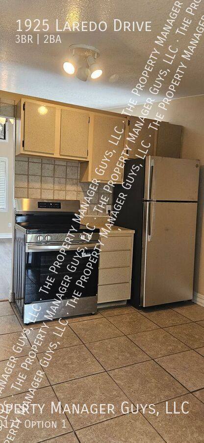 House for rent at 1925 Laredo Dr, Deltona, FL 32738