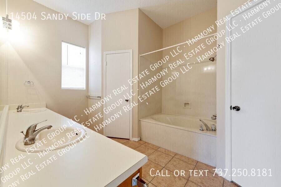 House for rent at 14504 Sandy Side Dr, Austin, TX 78728