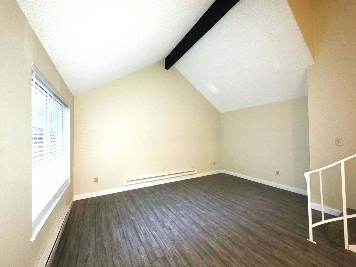 Townhouse for rent at 1747 London Circle, Sparks, NV 89431
