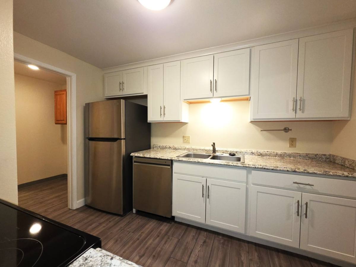 Townhouse for rent at 1747 London Circle, Sparks, NV 89431