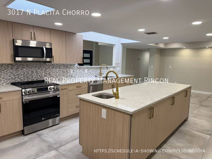 Townhouse for rent at 3017 N Placita Chorro, Tucson, AZ 85715