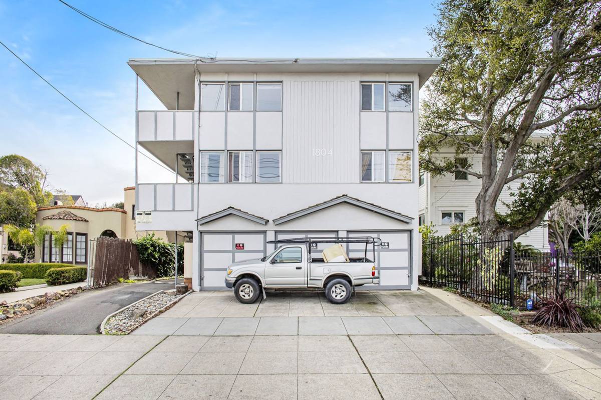 Apartment for rent at 1804 Santa Clara Ave, Alameda, CA 94501
