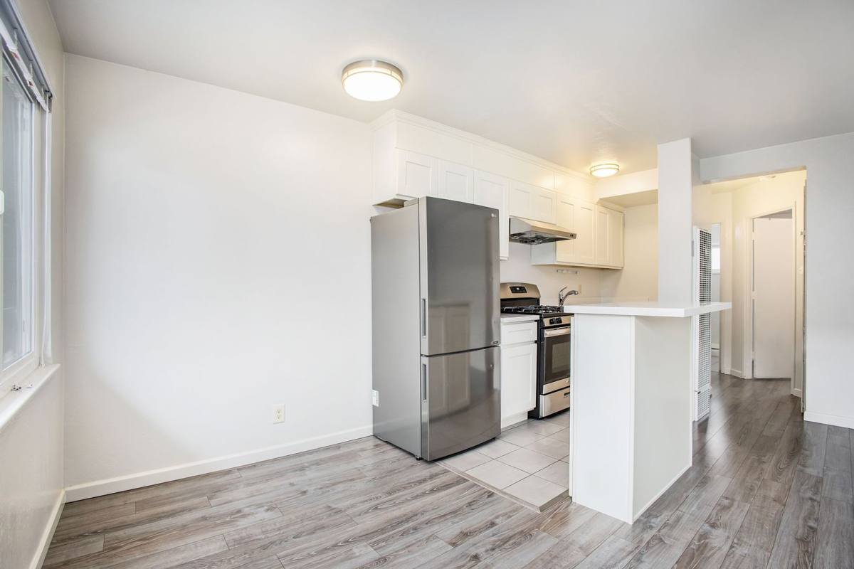 Apartment for rent at 1804 Santa Clara Ave, Alameda, CA 94501
