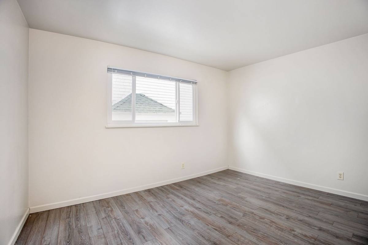 Apartment for rent at 1804 Santa Clara Ave, Alameda, CA 94501