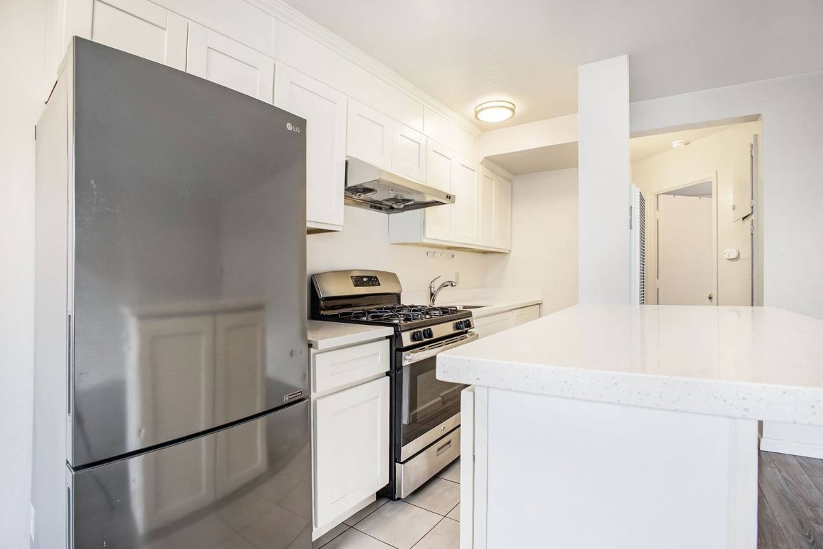 Apartment for rent at 1804 Santa Clara Ave, Alameda, CA 94501