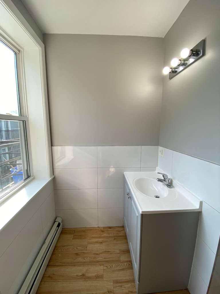 Apartment for rent at 114 Maple St #3L, Yonkers, NY 10701