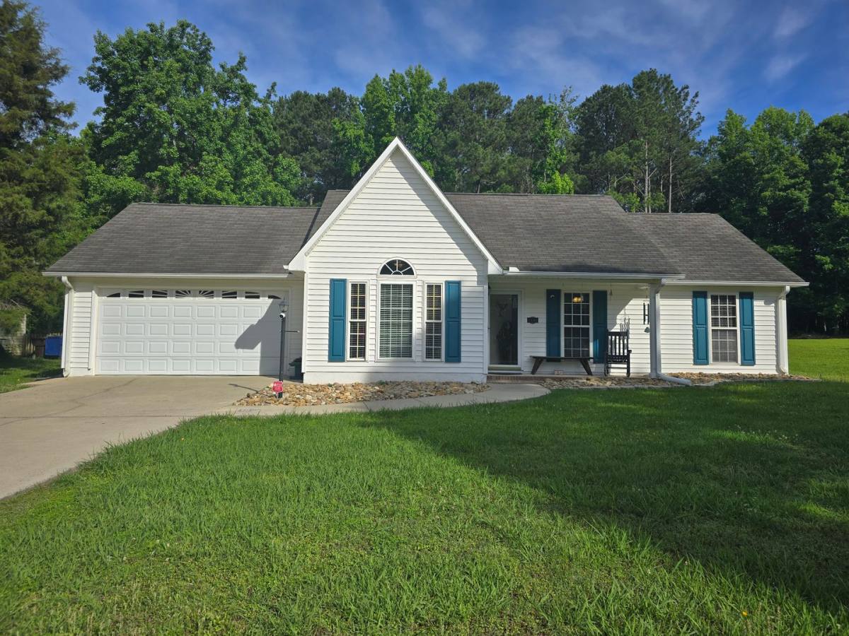 House for rent at 3508 Cave Rd, Sanford, NC 27332