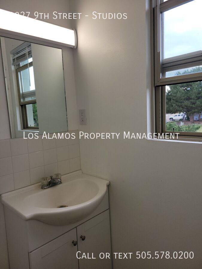 Apartment for rent at 1027 9th St S, Los Alamos, NM 87544