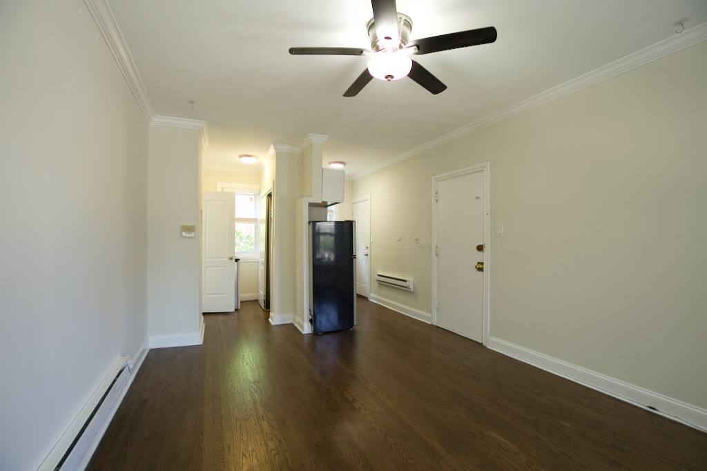 Apartment for rent at 6445 W Roscoe #SA9, Chicago, IL 60657