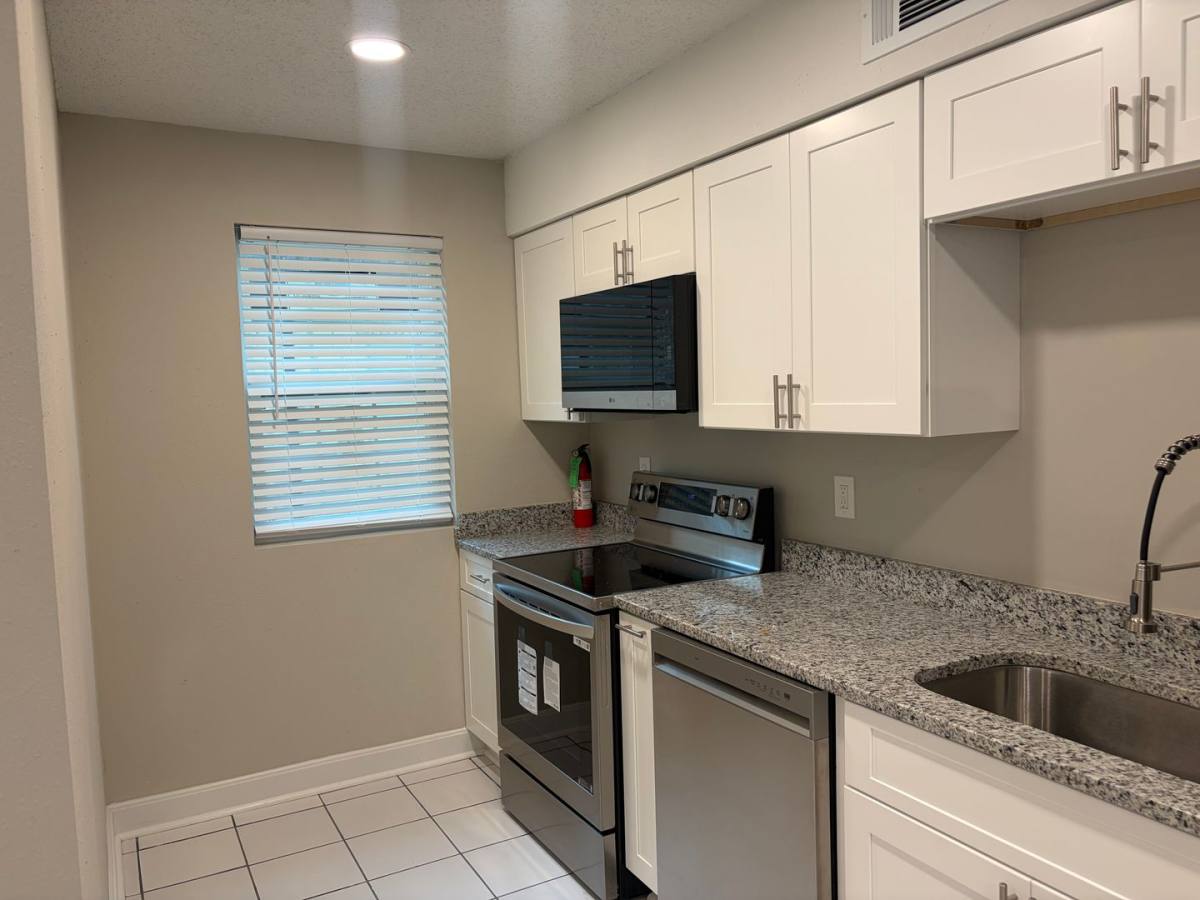 Apartment for rent at 4116 Delaware Ave, Kenner, LA 70065
