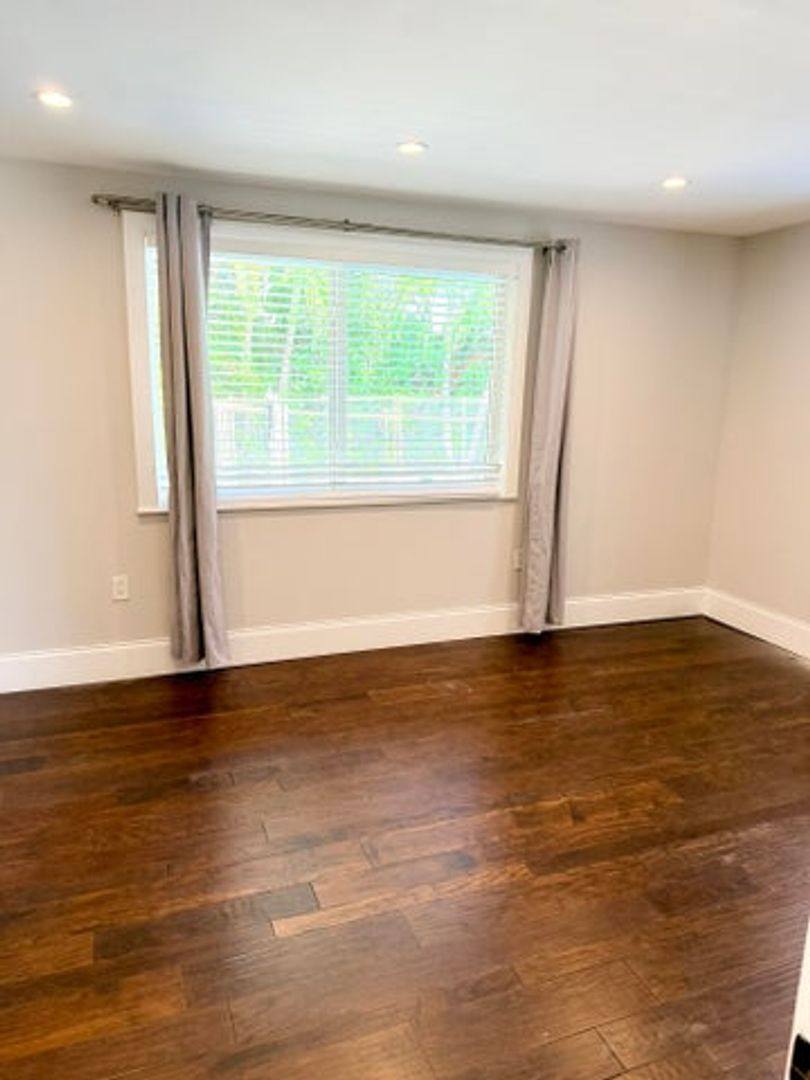 House for rent at 401 SE 3rd Terrace, Deerfield Beach, FL 33441