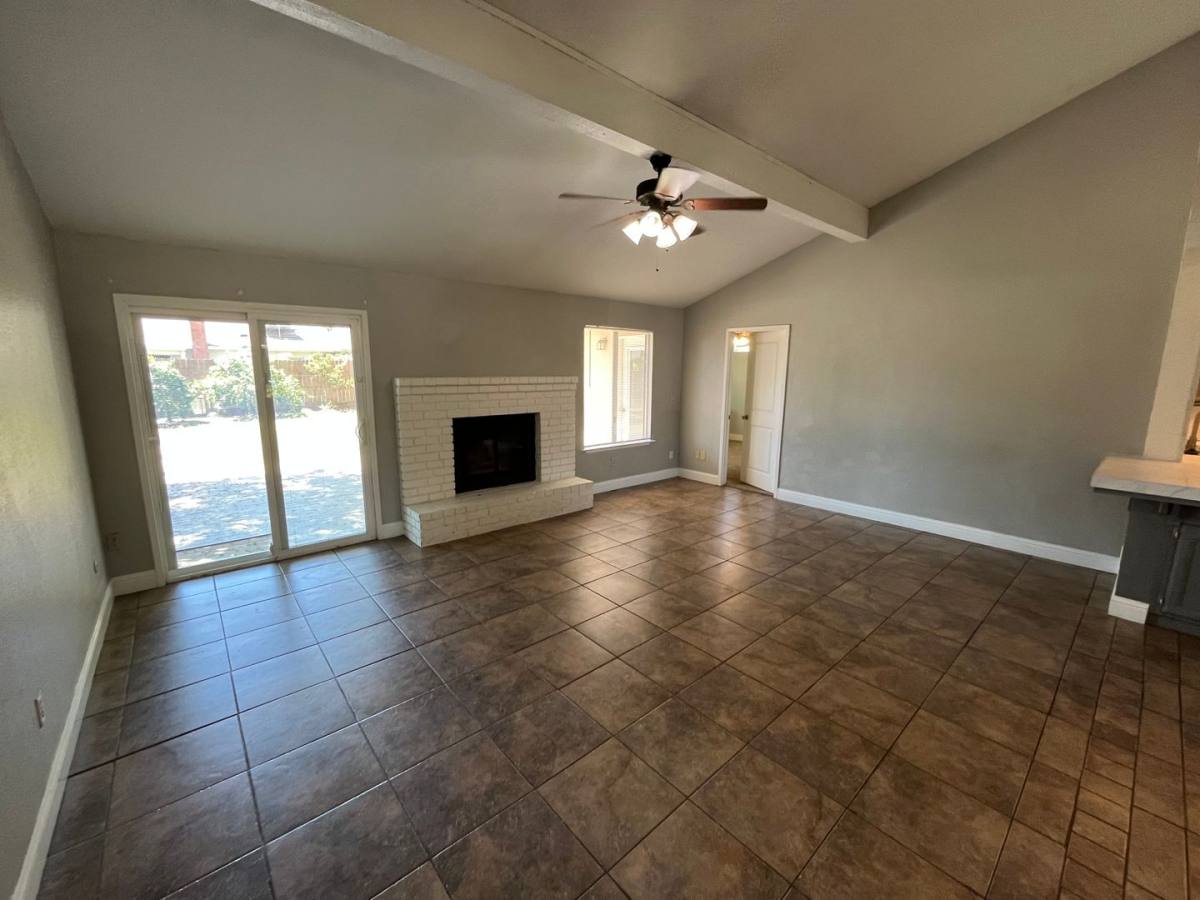House for rent at 4907 W Howard Ave, Visalia, CA 93277