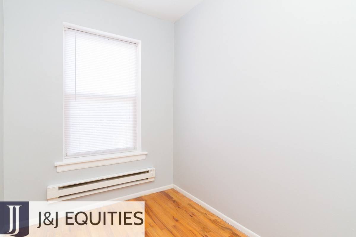 Apartment for rent at 4505 N Malden #2B, Chicago, IL 60640