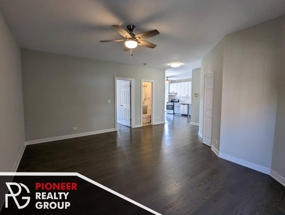 Apartment for rent at 1827 W Winona St #2, Chicago, IL 60640