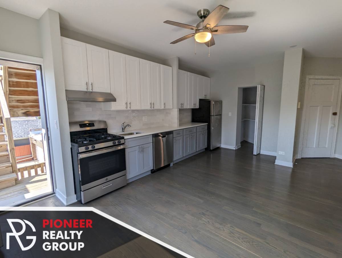 Apartment for rent at 1827 W Winona St #2, Chicago, IL 60640