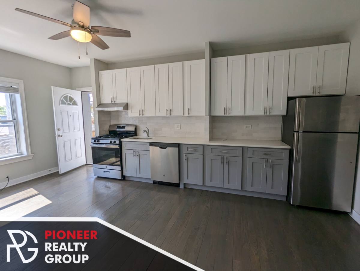 Apartment for rent at 1827 W Winona St #2, Chicago, IL 60640