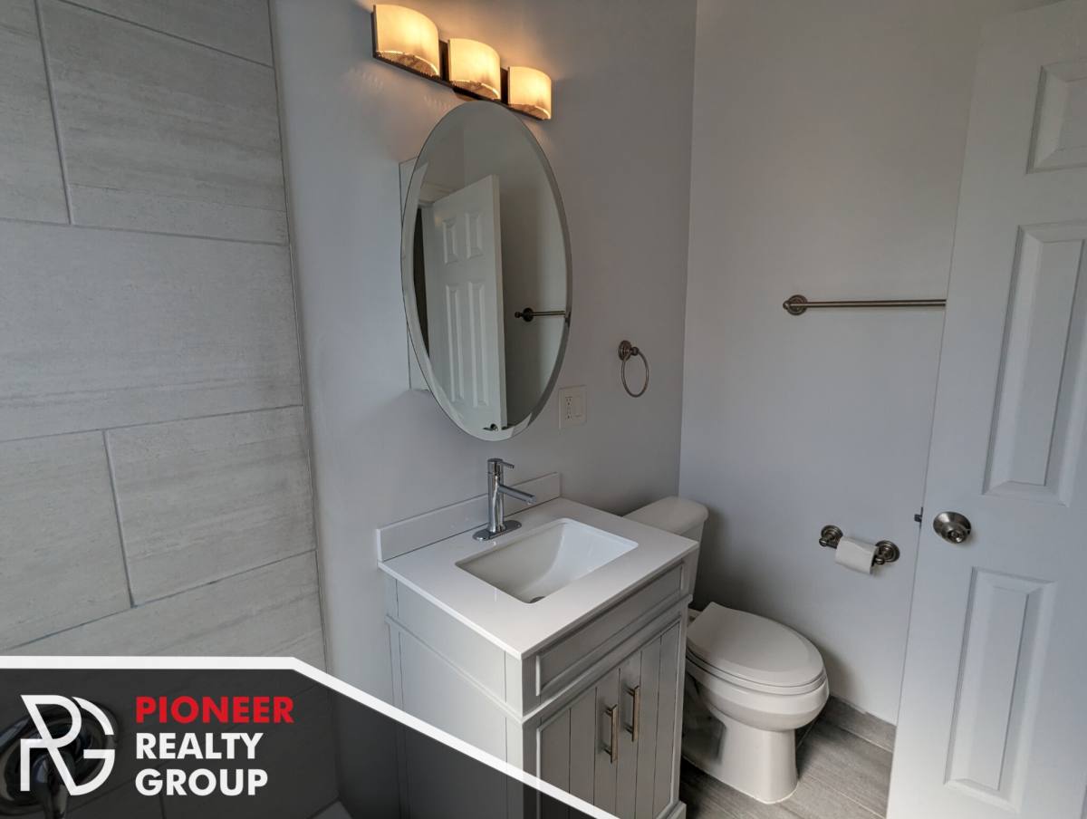 Apartment for rent at 1827 W Winona St #2, Chicago, IL 60640