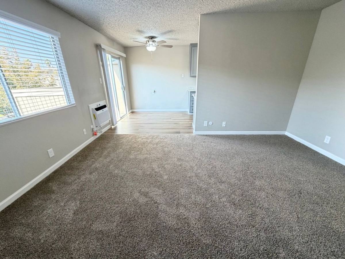 Apartment for rent at 289 W Santa Ana Ave, Clovis, CA 93612