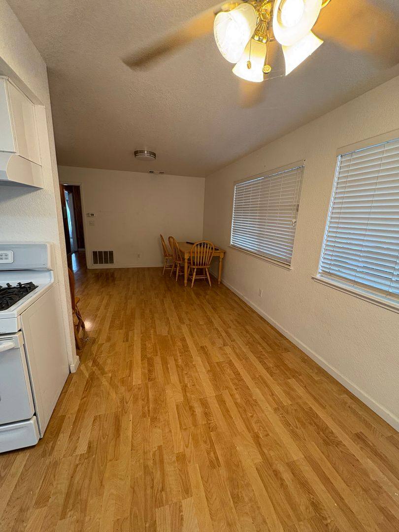 House for rent at 628 Saratoga Court, Vacaville, CA 95687