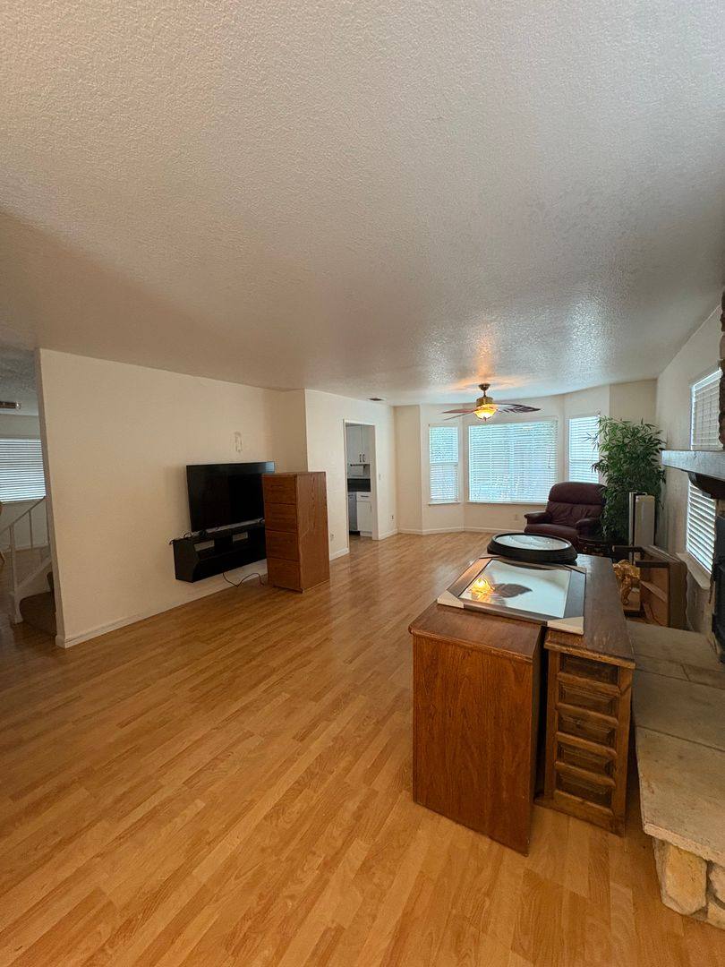 House for rent at 628 Saratoga Court, Vacaville, CA 95687