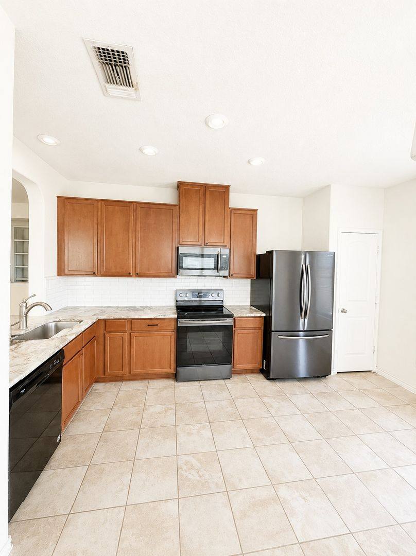 House for rent at 15322 Saber Point, San Antonio, TX 78253