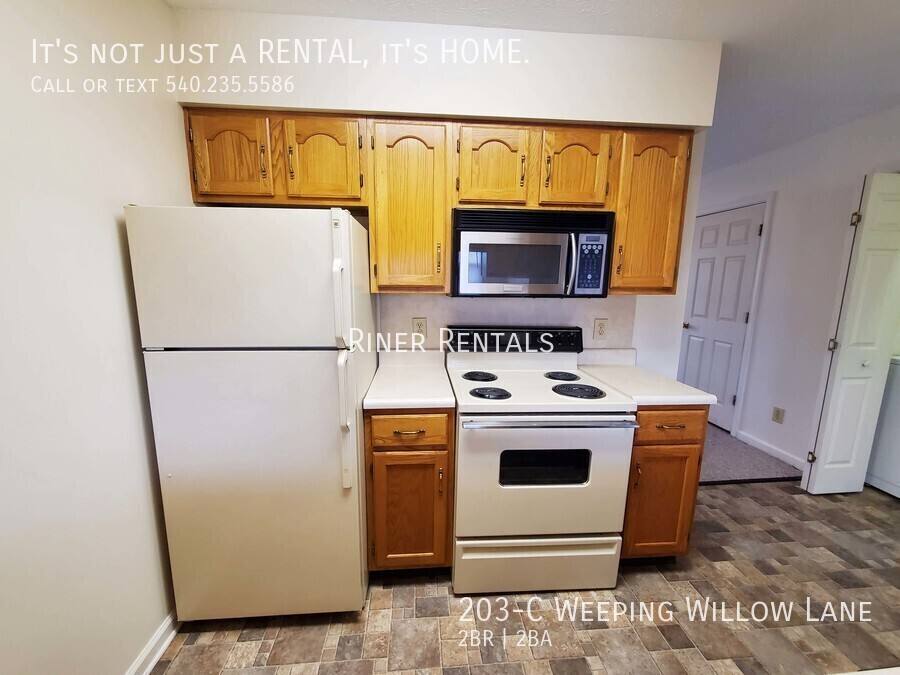 Townhouse for rent at 203-C Weeping Willow Lane, Bridgewater, VA 22812