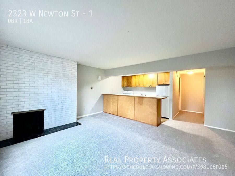 Apartment for rent at 2323 W Newton St #1, Seattle, WA 98199