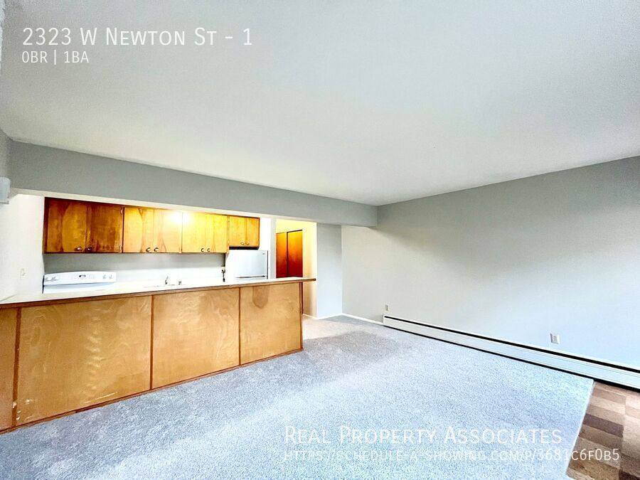 Apartment for rent at 2323 W Newton St #1, Seattle, WA 98199