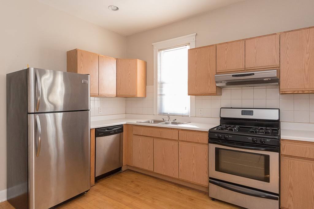 Apartment for rent at 1438 Addison #9Q, Chicago, IL 60613