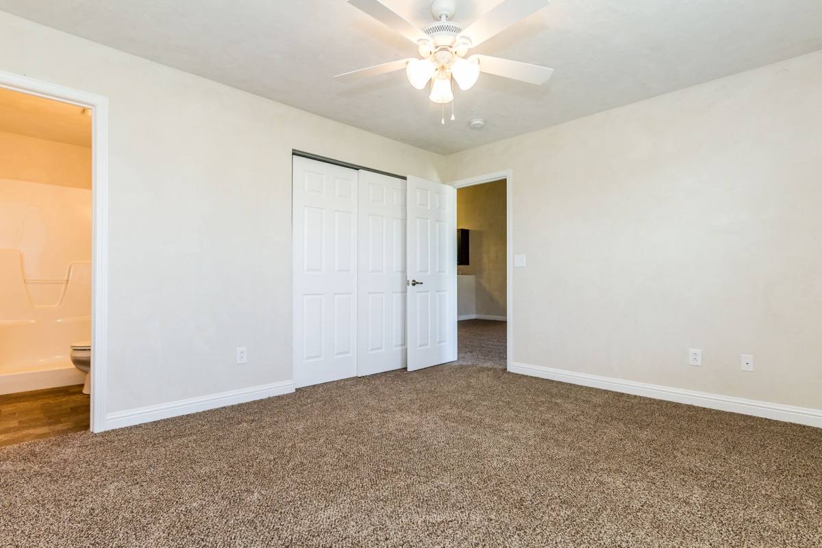 Apartment for rent at 2056 Huntmaster, Belleville, IL 62221
