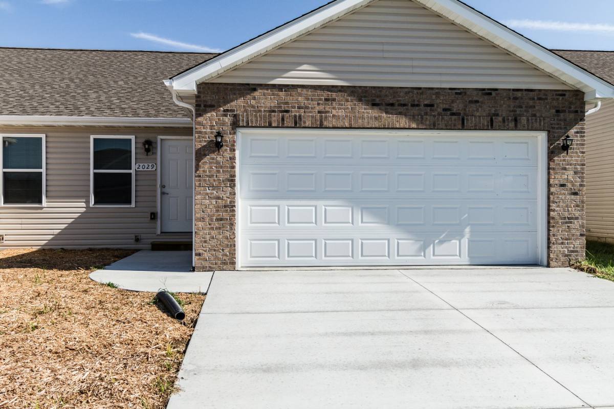 Apartment for rent at 2056 Huntmaster, Belleville, IL 62221