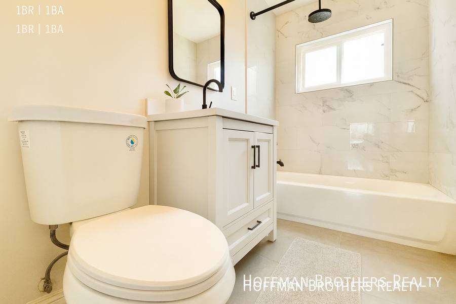 Apartment for rent at 9000 W 24th St #6, Los Angeles, CA 90034