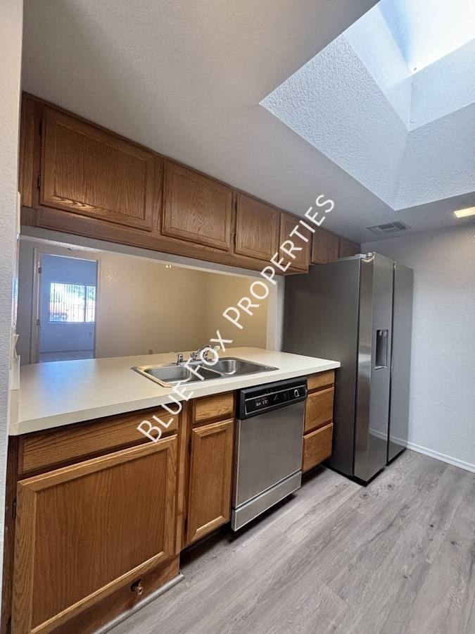 Townhouse for rent at 1721 W Dalehaven Circle, Tucson, AZ 85704