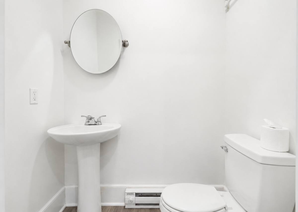 Townhouse for rent at 45 N Lindenwood St, Philadelphia, PA 19139