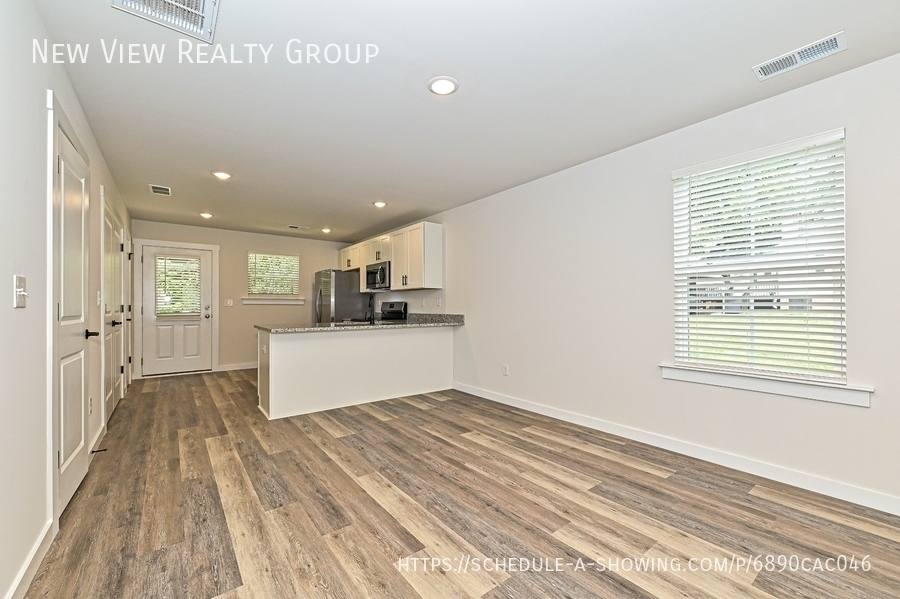 House for rent at 502 12th Ave NE, Hickory, NC 28601
