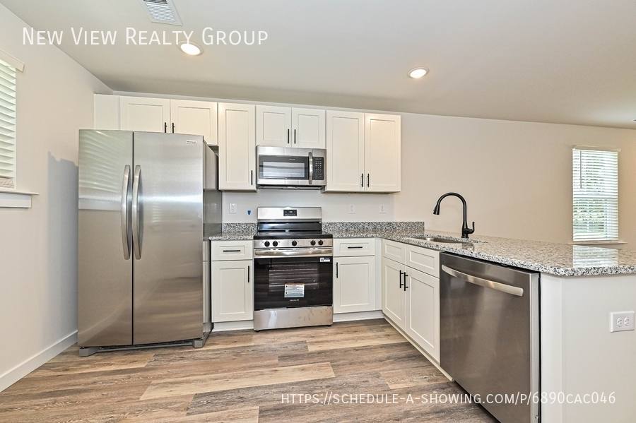 House for rent at 502 12th Ave NE, Hickory, NC 28601