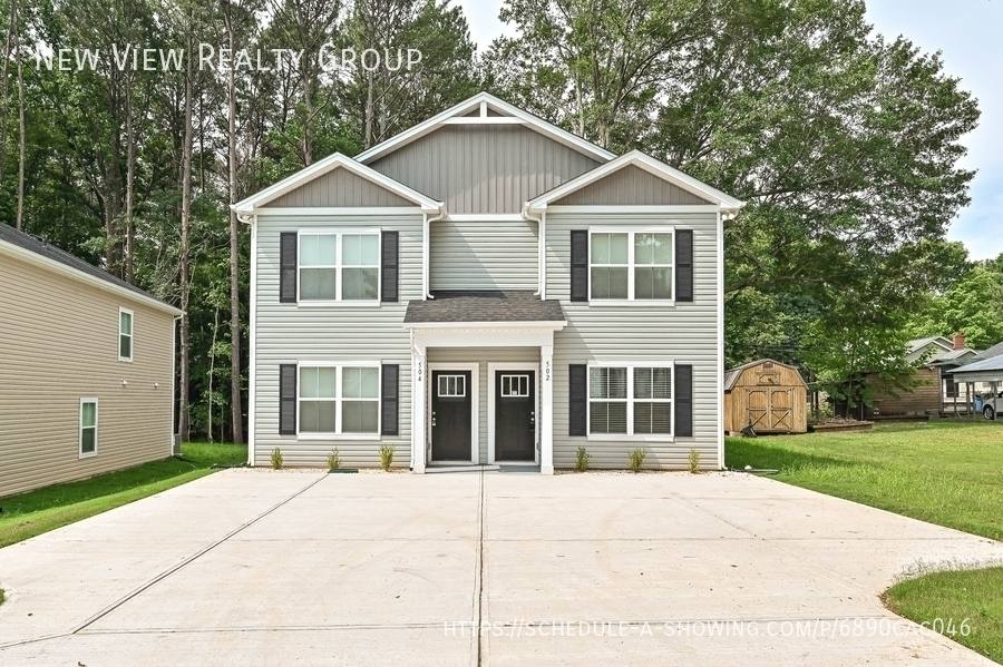 House for rent at 502 12th Ave NE, Hickory, NC 28601
