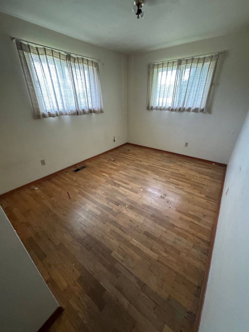 Apartment for rent at 1302 S 16th Ave, Yakima, WA 98902