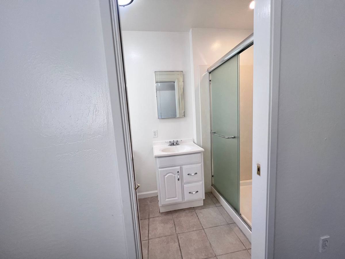 Townhouse for rent at 37565 2nd St, Fremont, CA 94536