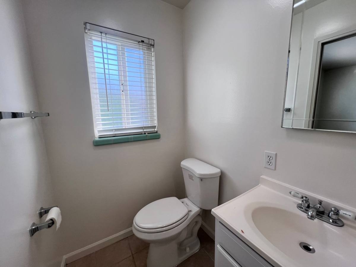 Townhouse for rent at 37565 2nd St, Fremont, CA 94536