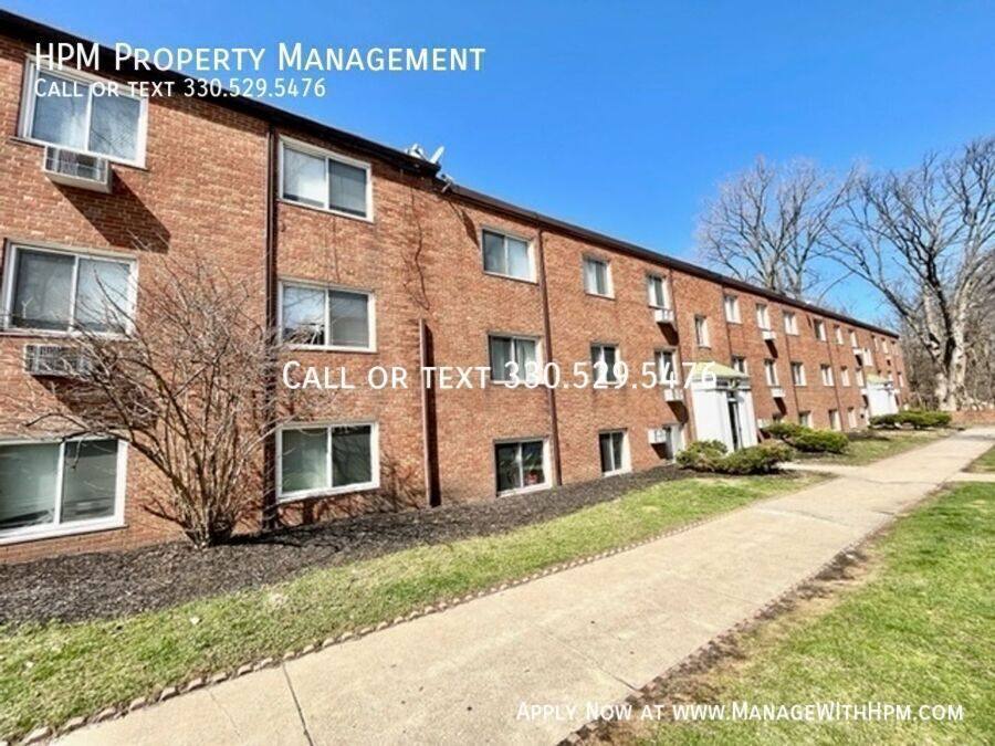 Apartment for rent at 20580 Lorain Rd #20586, Cleveland, OH 44126