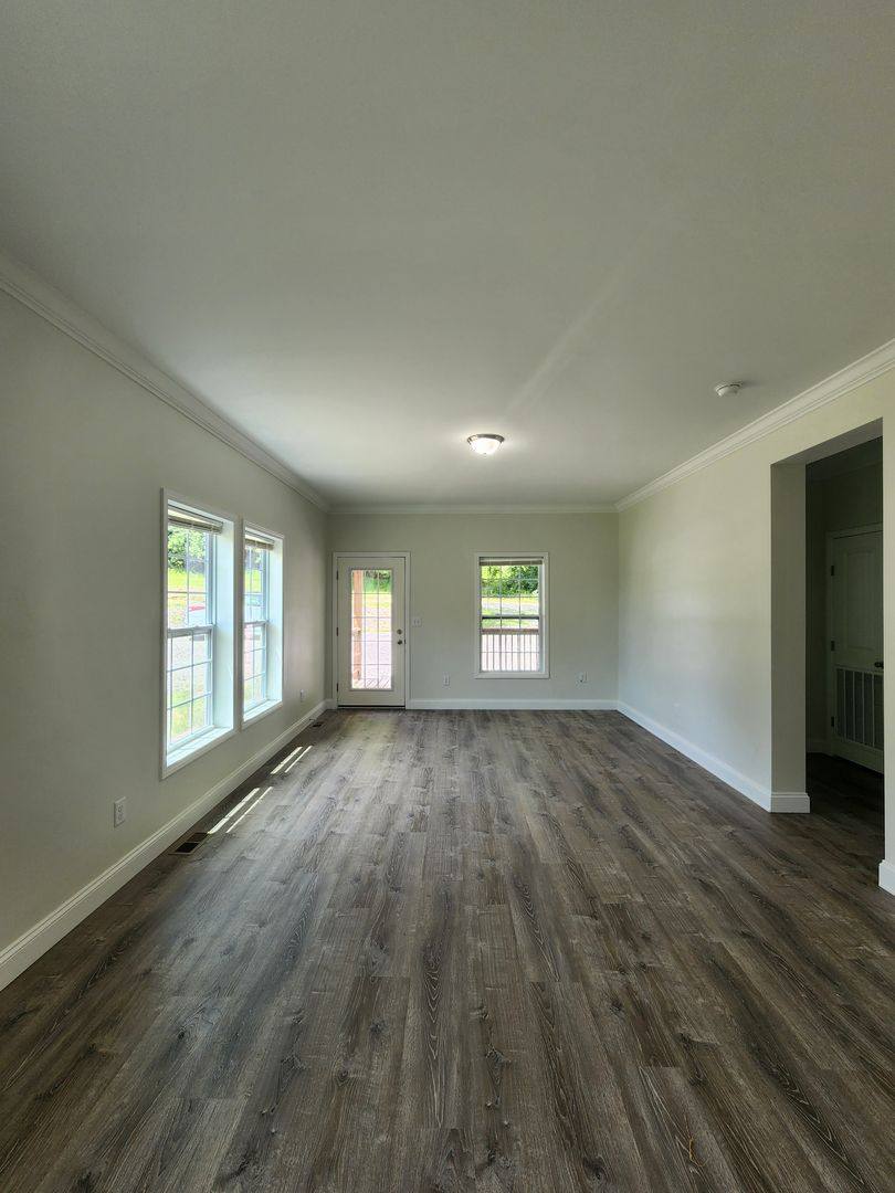 House for rent at 68 Brevard Knoll Dr, Hendersonville, NC 28792