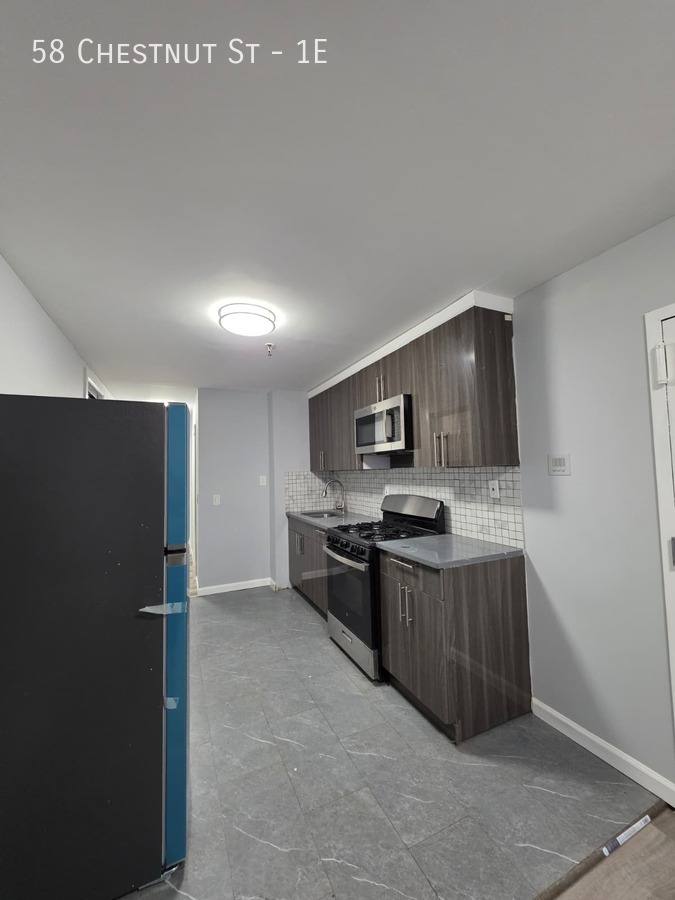 Apartment for rent at 58 Chestnut St #1E, Yonkers, NY 10701