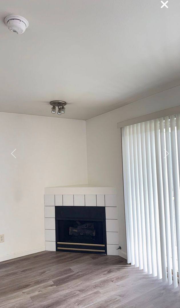 Apartment for rent at 1014 37th St SE, Auburn, WA 98002