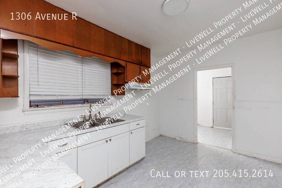 House for rent at 1306 Ave R, Birmingham, AL 35218