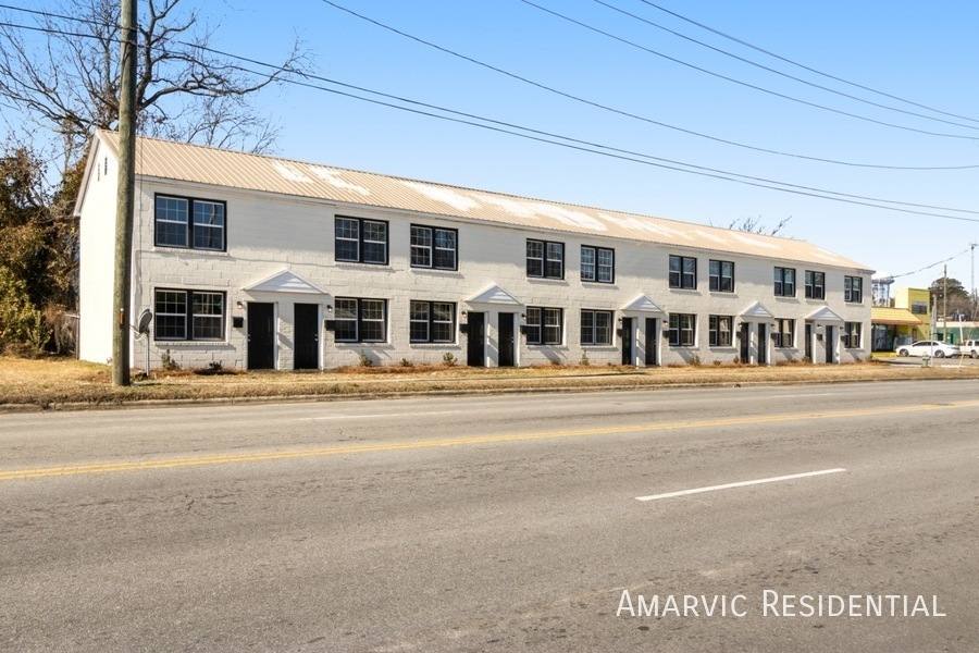 Apartment for rent at 656 Dr Martin Luther King Jr Blvd #10, Kinston, NC 28501
