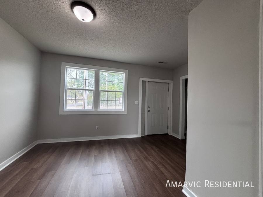 Apartment for rent at 656 Dr Martin Luther King Jr Blvd #10, Kinston, NC 28501