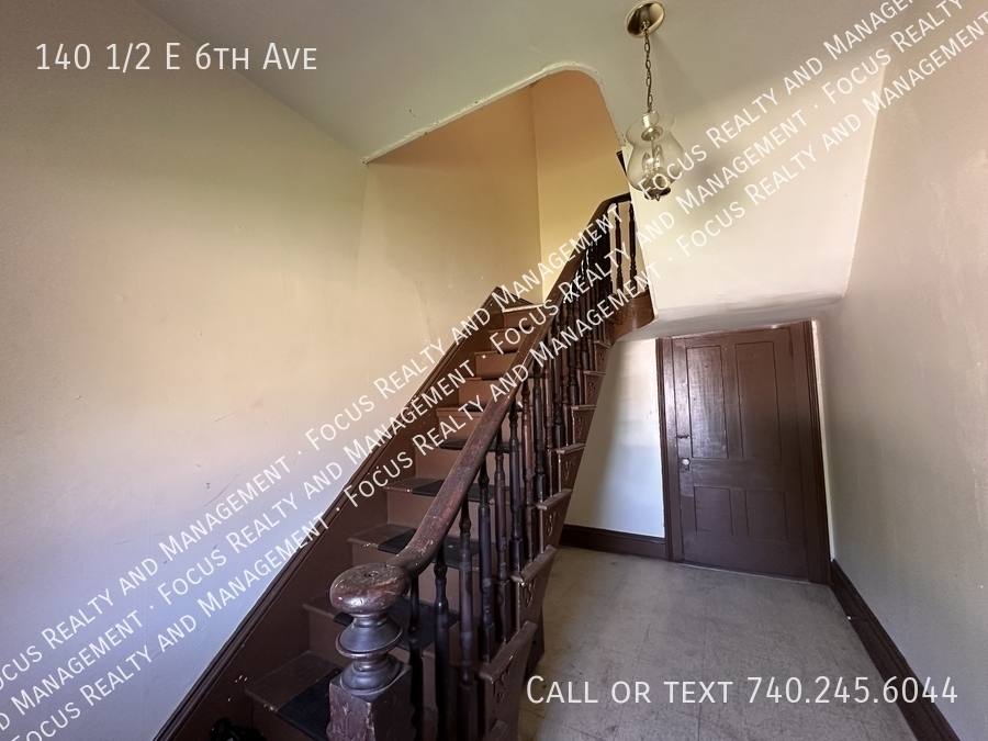 Apartment for rent at 140 1 2 E 6th Ave, Lancaster, OH 43130