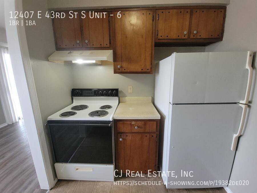 Apartment for rent at 12407 E 43rd St S #6, Independence, MO 64055
